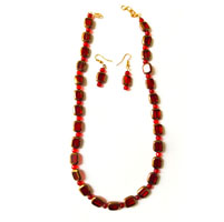Unique Necklace with Transparent and Red Beads