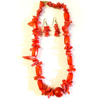 Necklace with orange color beads